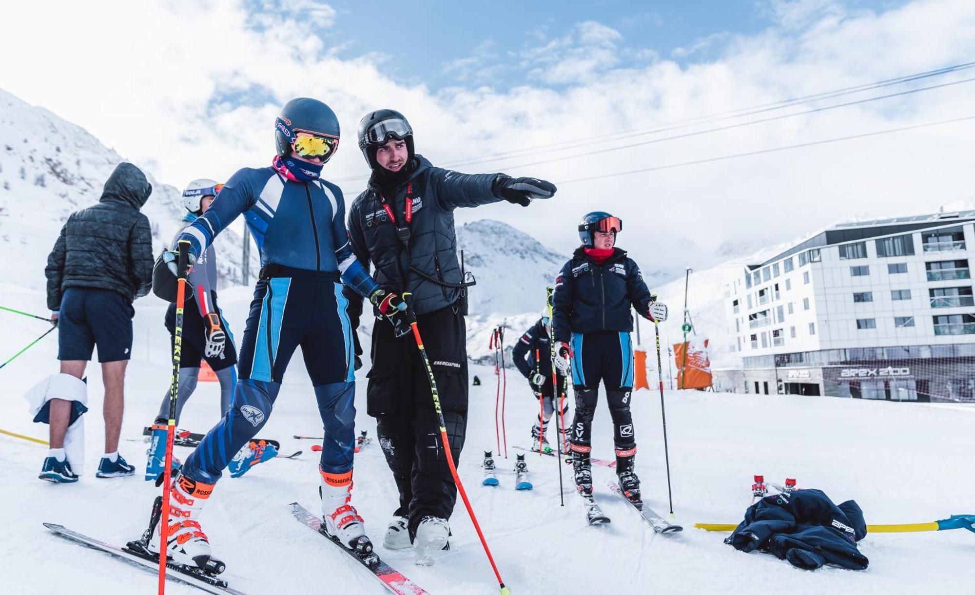 Apex2100 International Ski Academy Tignes Buitenkant foto
